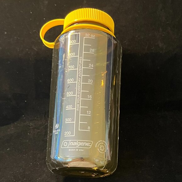 Hidden New York Nalgene NWT 32oz Limited Edition Yellow - Picture 2 of 2